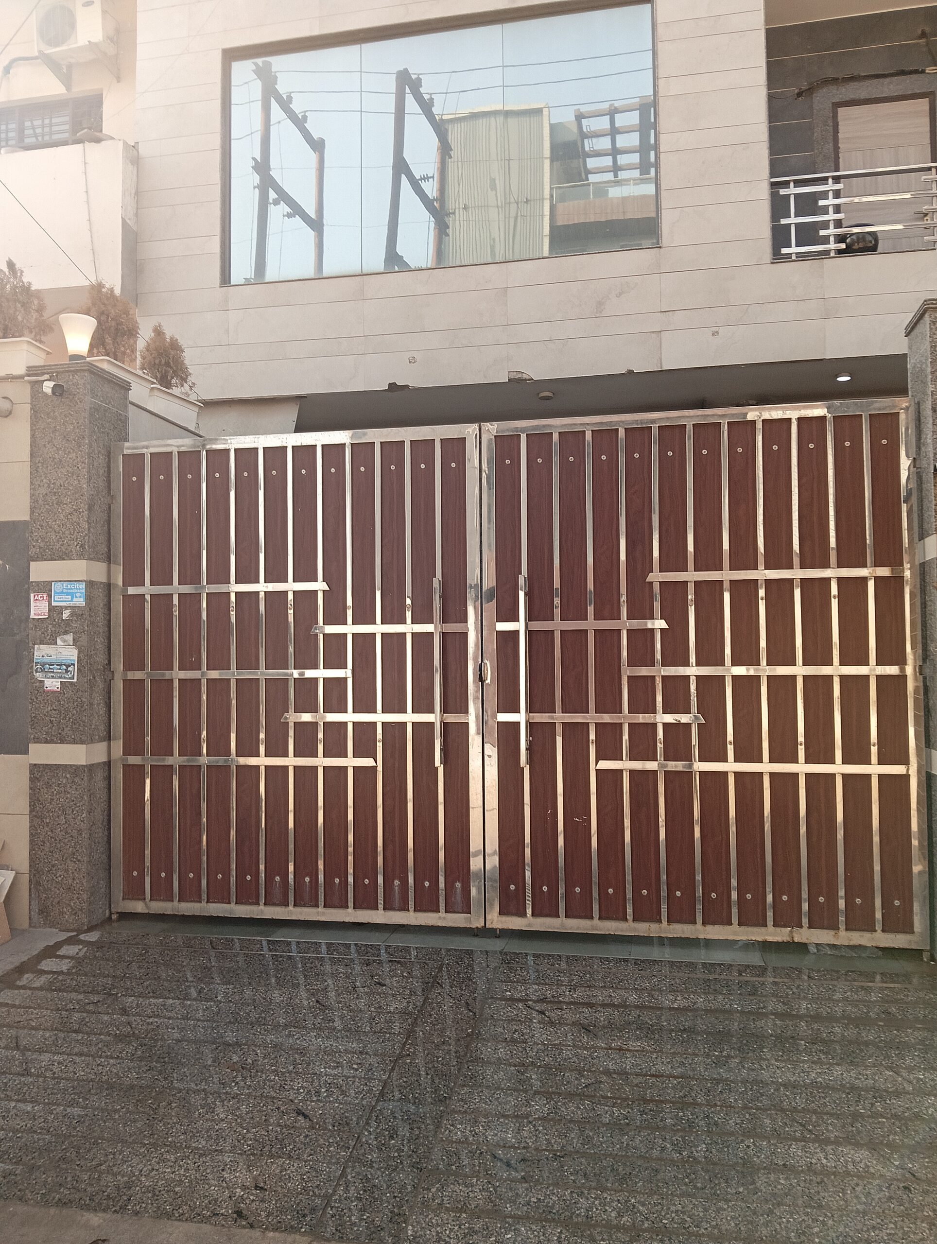 Urgent hiring electric Builder