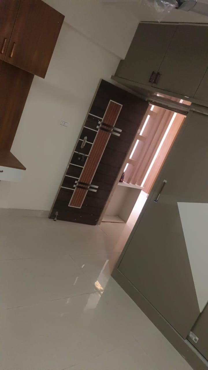 Book Your Ready 2 & 3 BHK Flat in Banjara Layout – Call Now